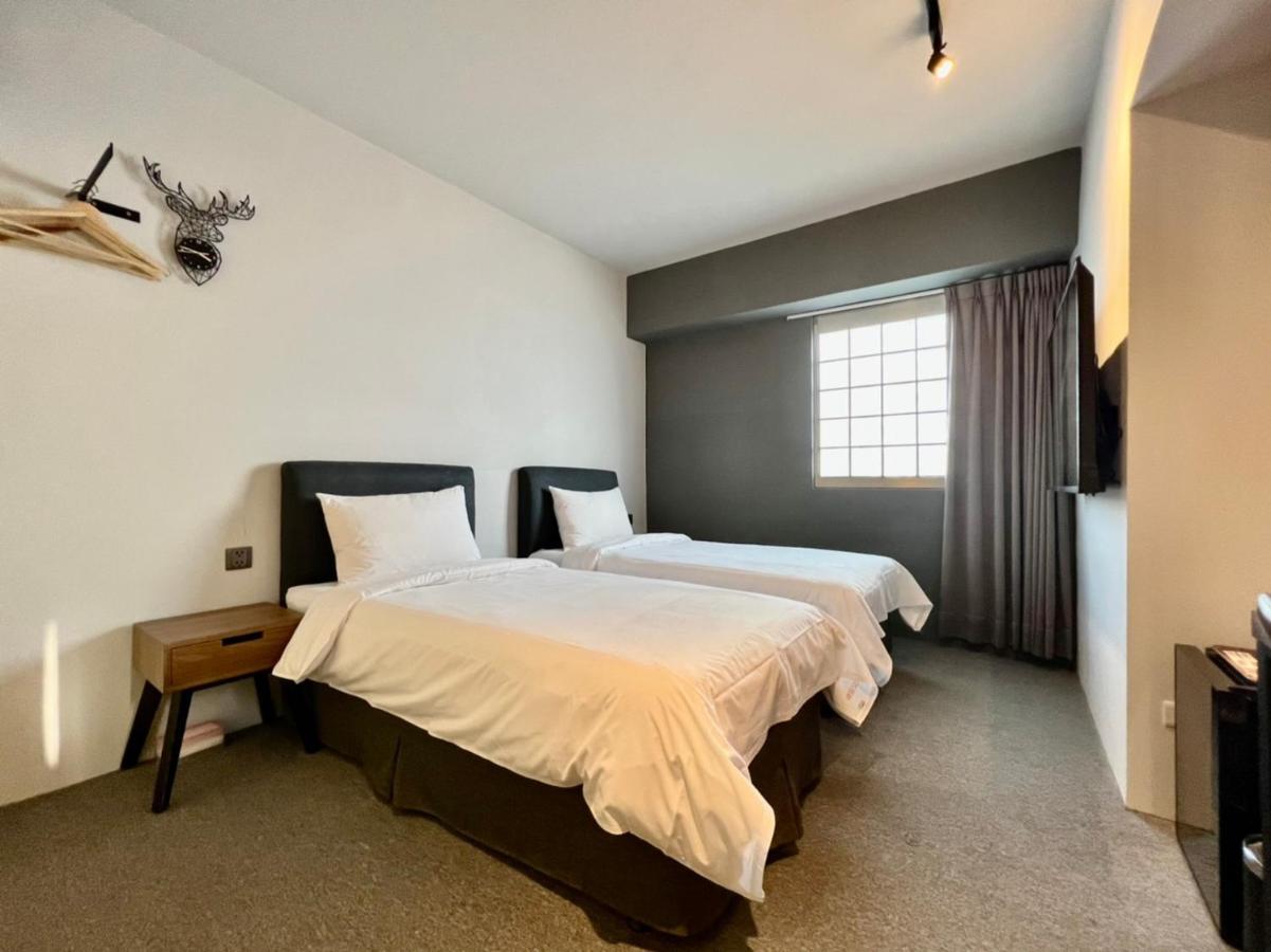 Doudian Ddinn Hotel Taichung Exterior foto